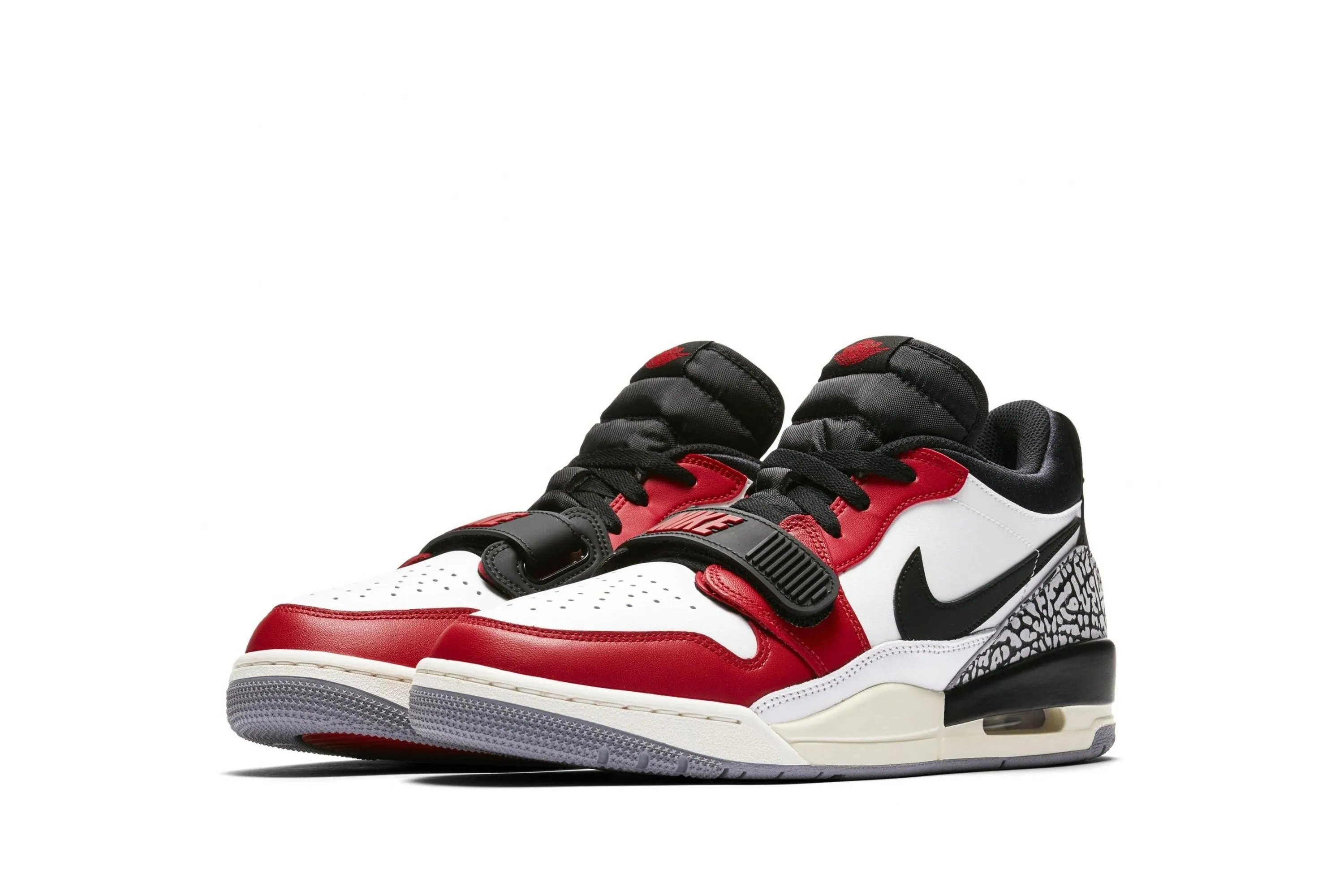 Air Jordan Legacy 312 Low "Chicago"